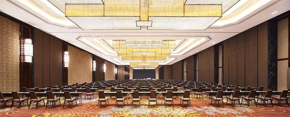 Sheraton Grand Zhengzhou Hotel Dış mekan fotoğraf