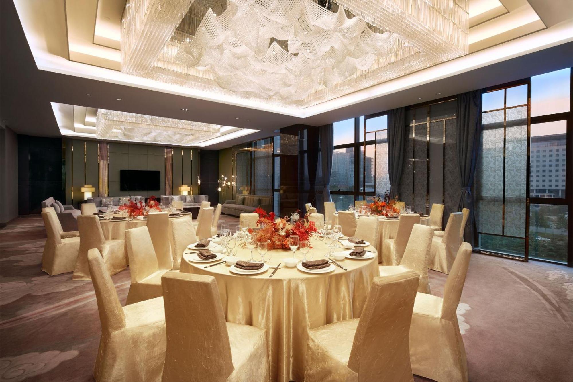 Sheraton Grand Zhengzhou Hotel Dış mekan fotoğraf