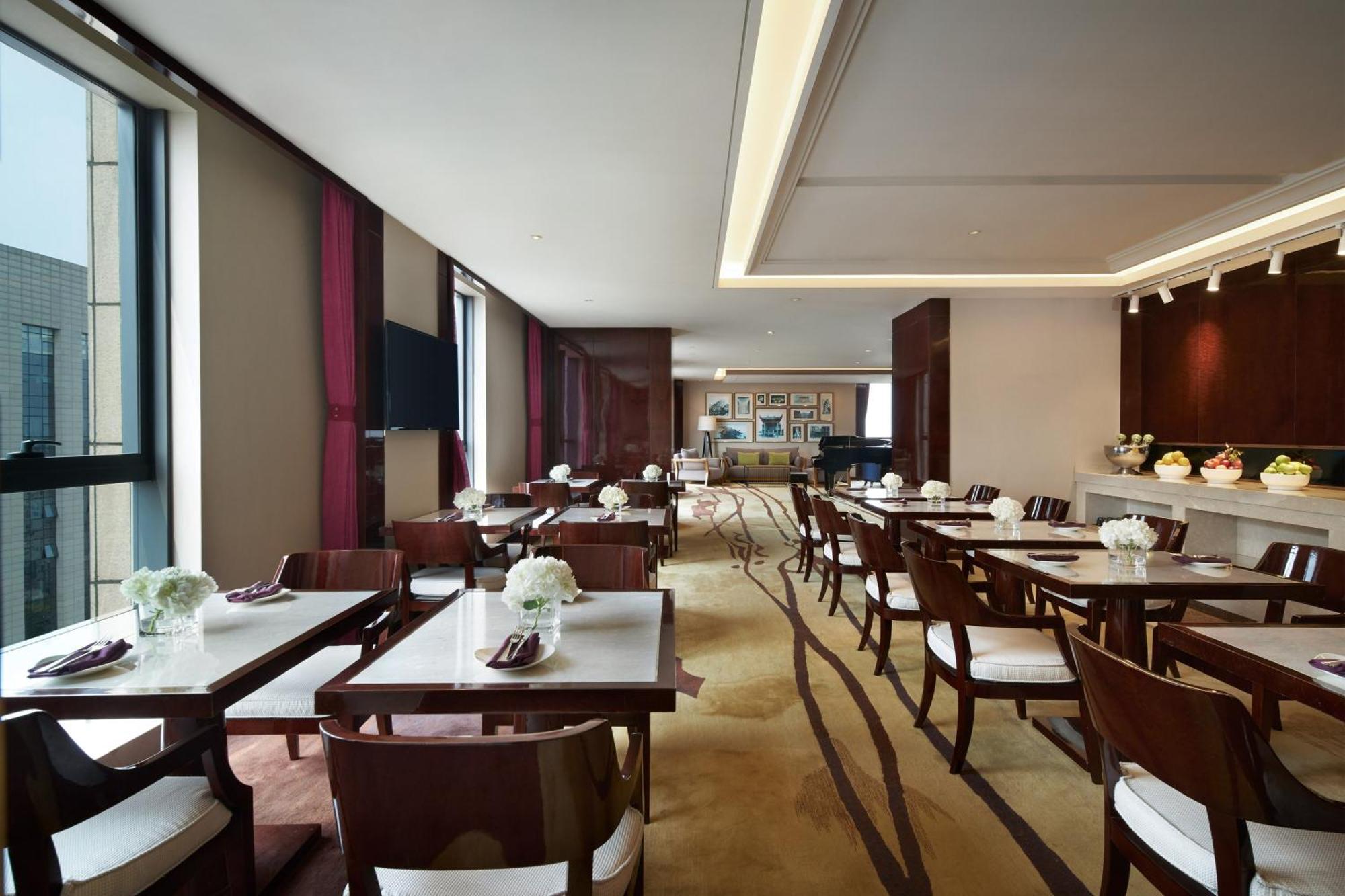 Sheraton Grand Zhengzhou Hotel Dış mekan fotoğraf