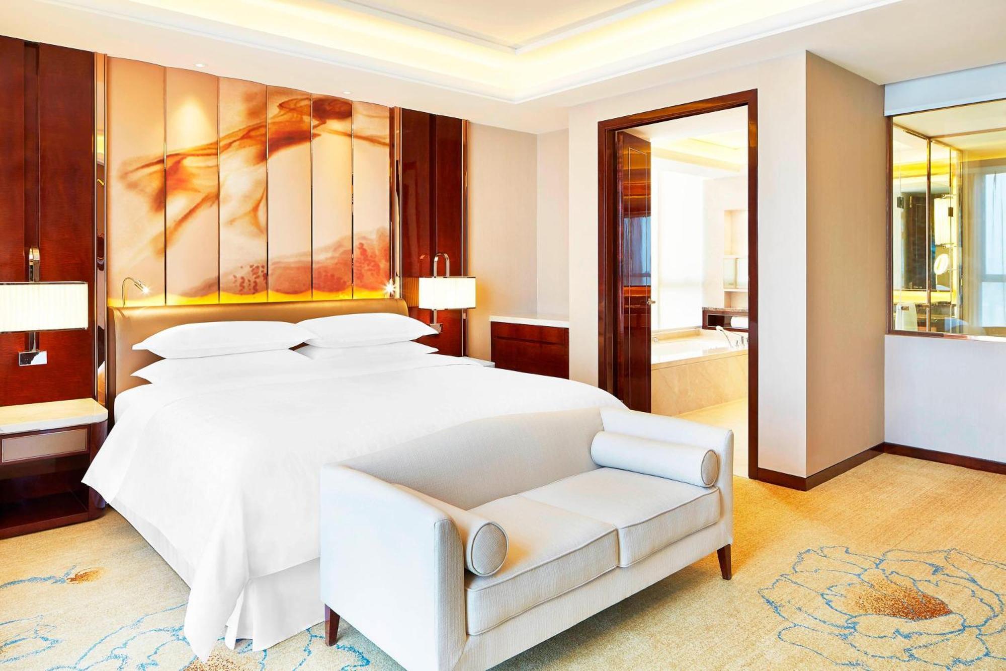 Sheraton Grand Zhengzhou Hotel Dış mekan fotoğraf
